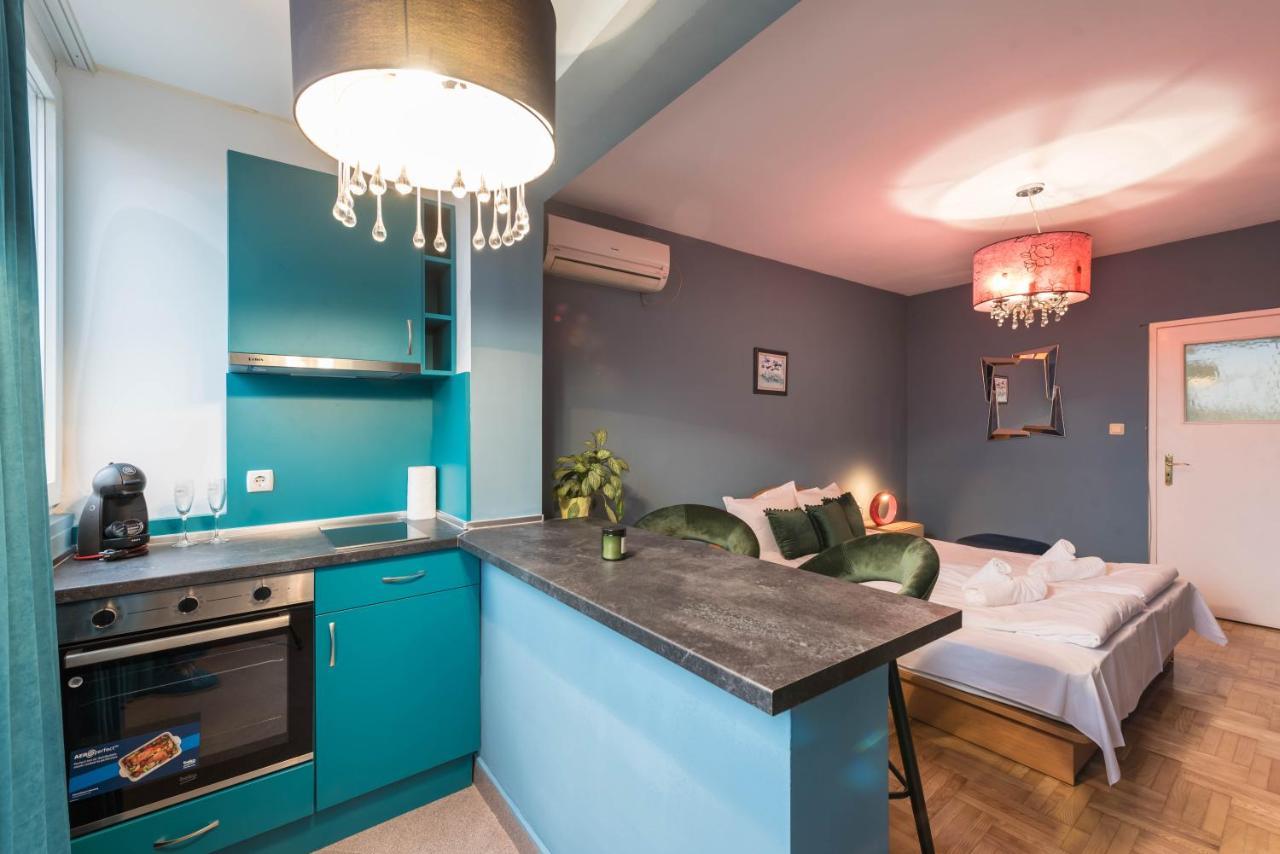 Private Studio In The Centre فارنا المظهر الخارجي الصورة
